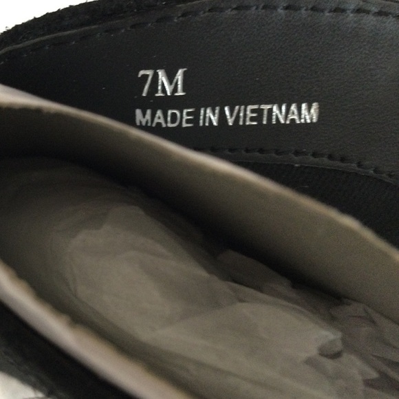 Lisa Vicky Sway Point Toe Healed Bootie Size 7M - Picture 8 of 12